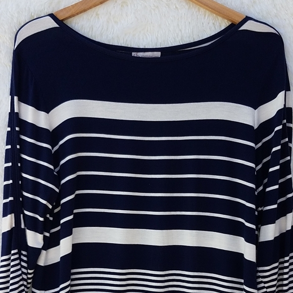 Dress Barn Woman’s Size L ¾ Sleeve Top - Picture 12 of 14